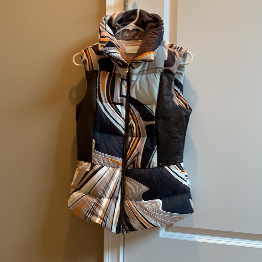 Emilio Pucci down vest size 6